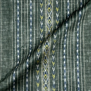 V&A Threads of India Opulent Velvets - Andhra Weave: Hunter