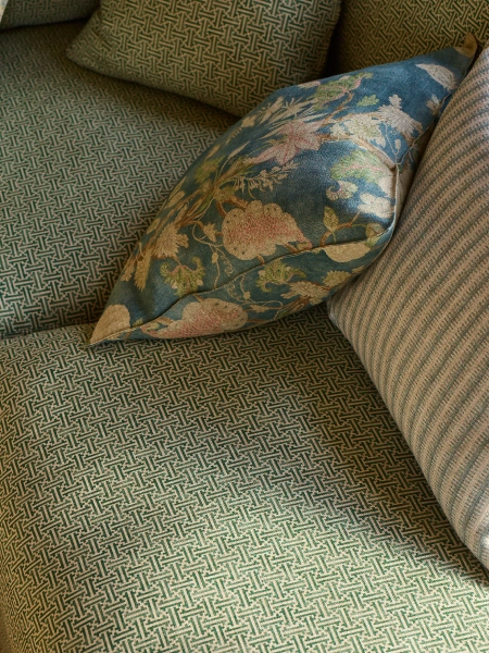 Scatter cushions