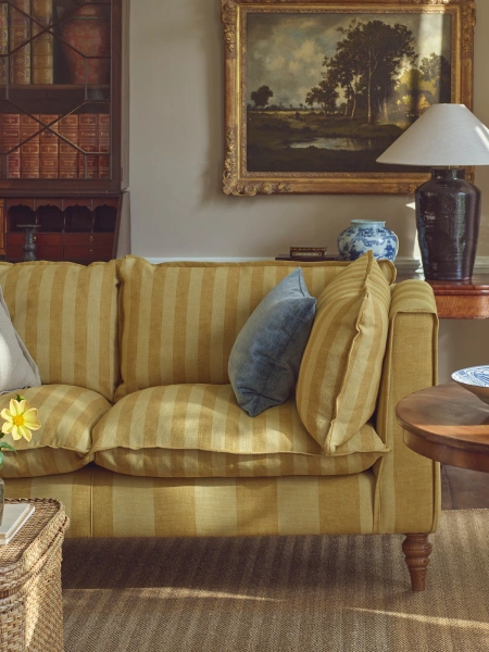 Sofas created, not selected.