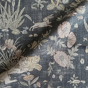 Spill Resistant V&A Mughal Garden Safari: Pitch