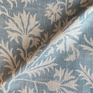Spill Resistant RHS Gertrude Jekyll Meadow Flower Reversed: Duck Egg