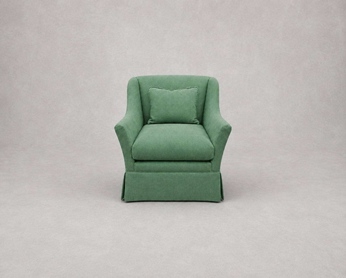 Outlet Manchester: Cromer Chair with Valance in Signature Plain Forest